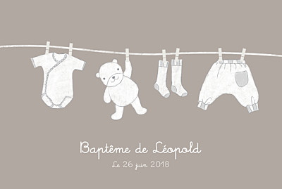 Faire-part de baptême Linge peluche photo taupe finition Faire-part de baptême Linge peluche photo taupe finition