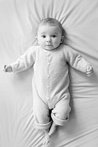 Faire-part de naissance fille diamant (dorure) blanc Faire-part de naissance fille diamant (dorure) blanc